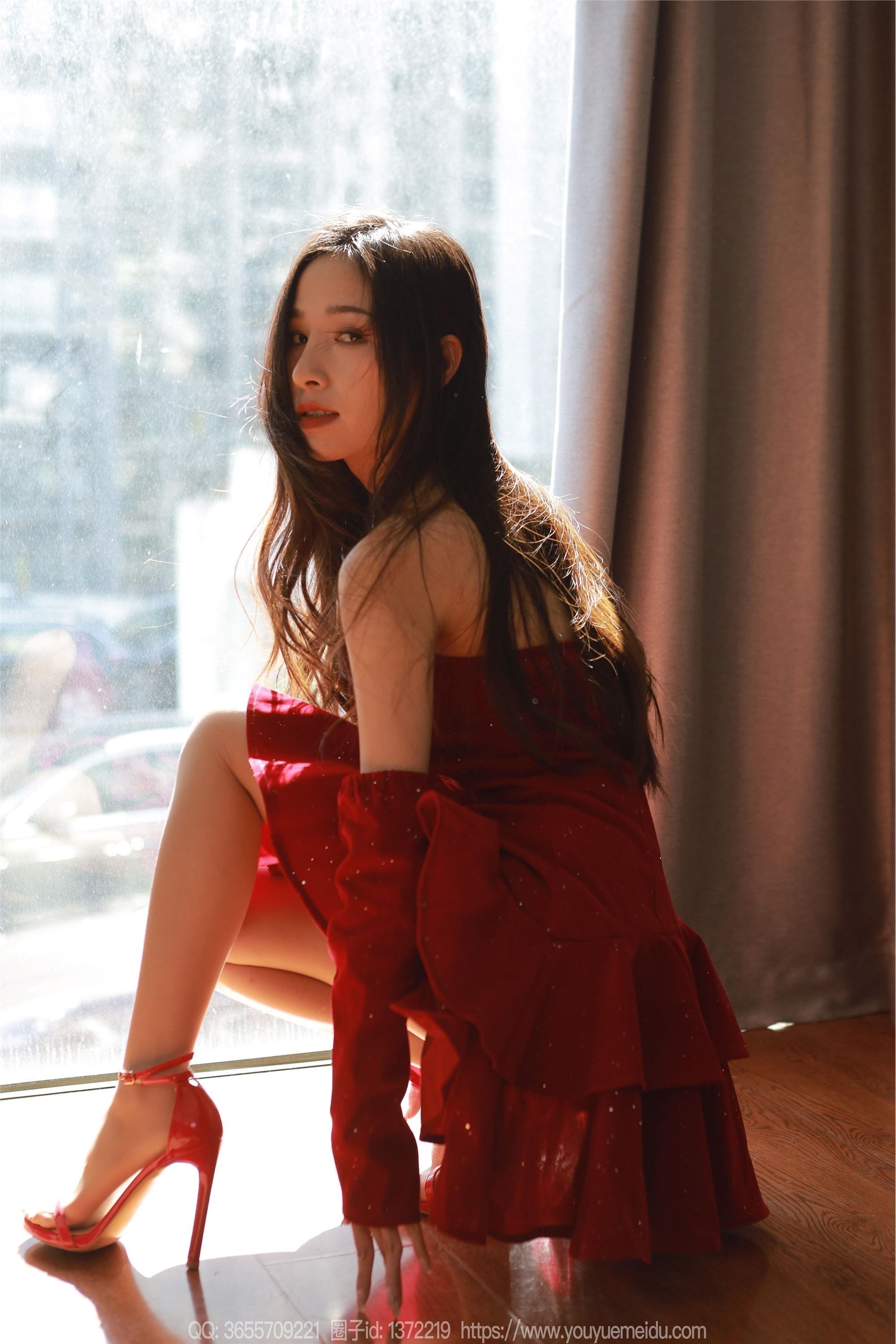 IESS异思趣向  2023.12.27 丝享家 1622 美子《美女阳光浴》